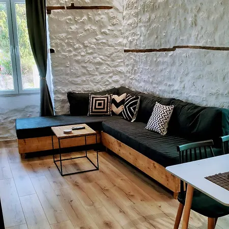 Filellinon Boutique * Pylos